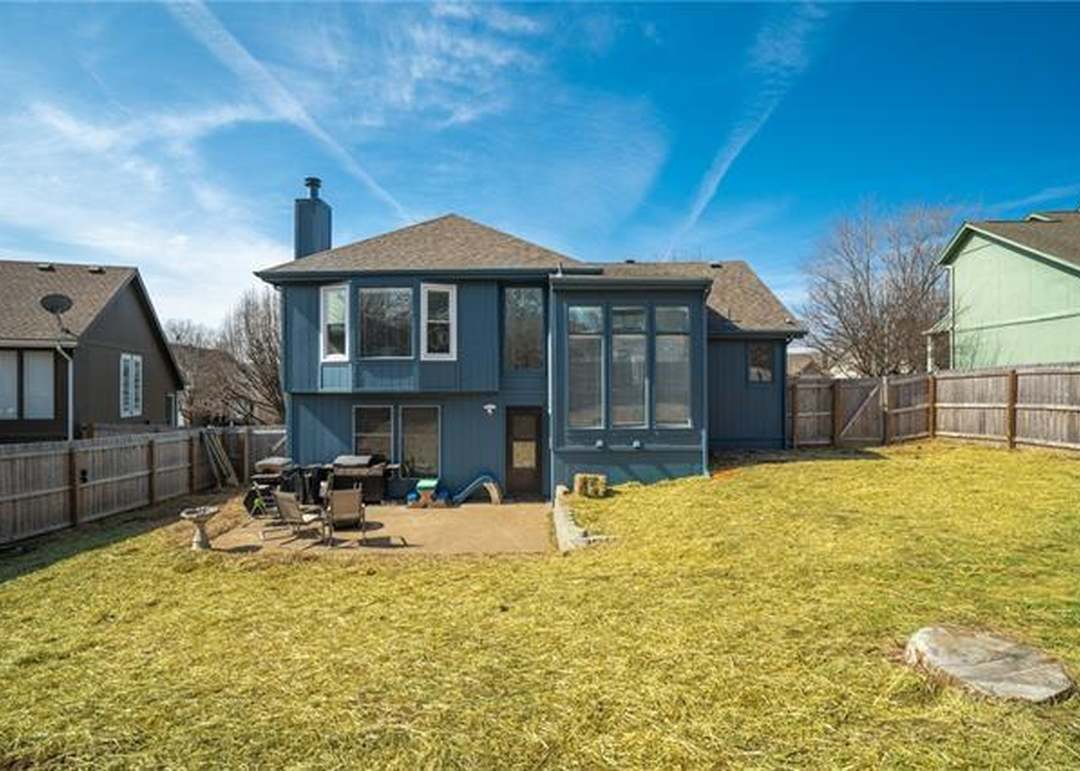 4713 Chouteau Street — photo 3