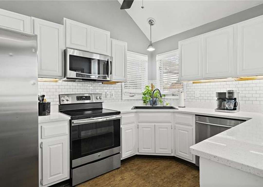 4713 Chouteau Street — photo 18
