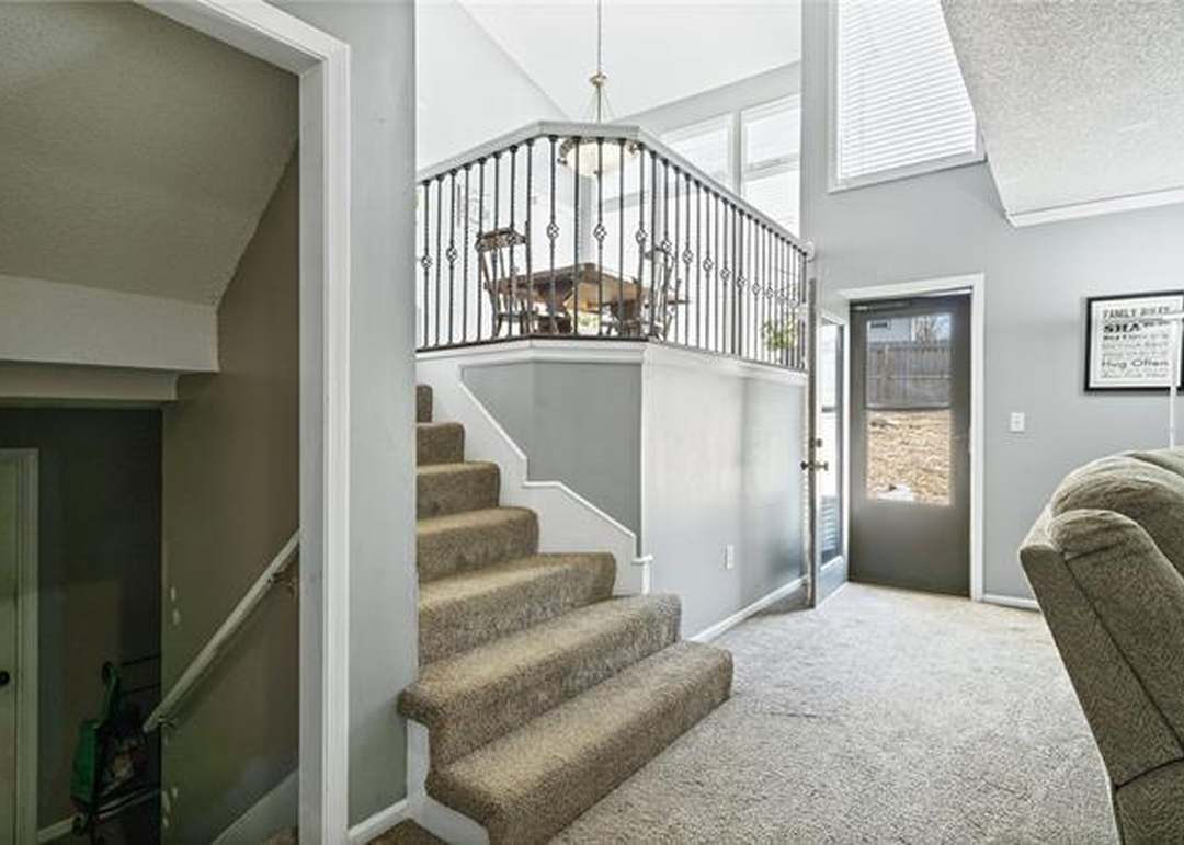 4713 Chouteau Street — photo 32