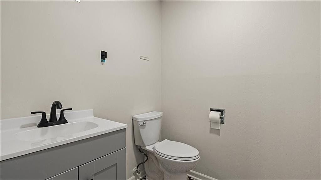 4716 Fontana Street — photo 21
