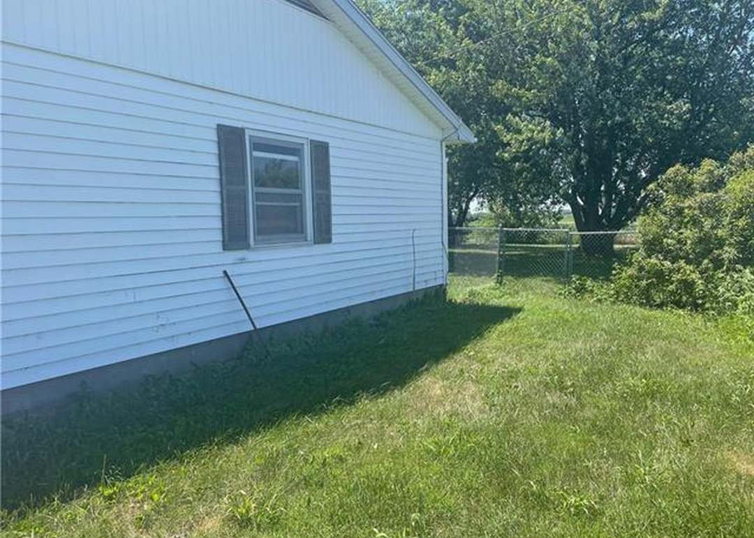 4721 SE Stanley Road — photo 6