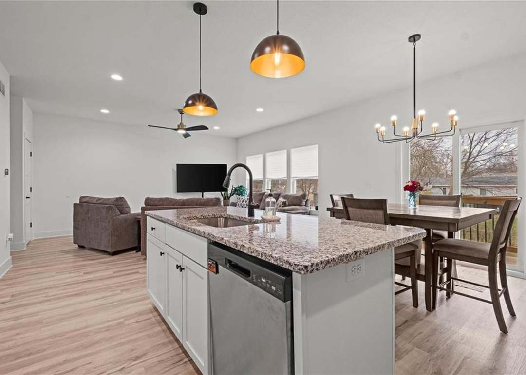 4732 Hadley Street — photo 16