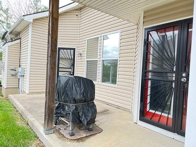 4733 S Union Avenue — photo 9