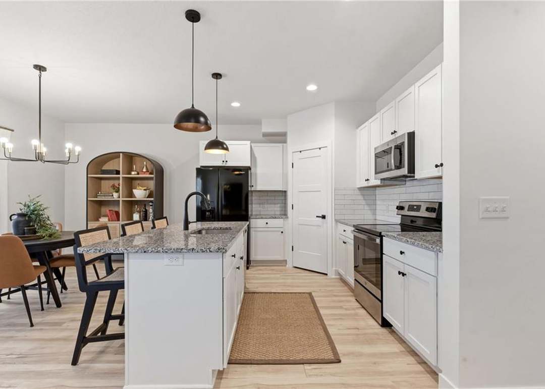 4736 Hadley Street — photo 11