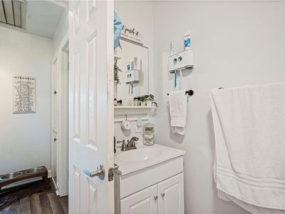 4761 Canterbury Rd — photo 17