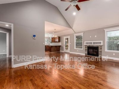 4766 Lakecrest Drive — photo 5
