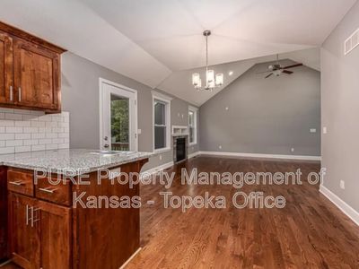 4766 Lakecrest Drive — photo 6