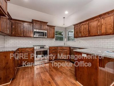 4766 Lakecrest Drive — photo 8