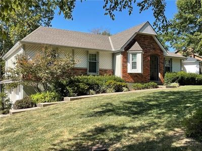 4808 S KENDALL Drive — photo 2