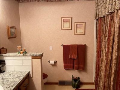 4808 S KENDALL Drive — photo 5