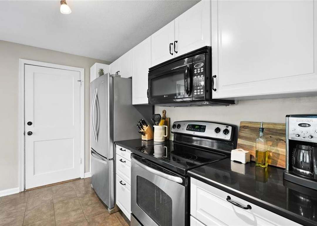 4809 W 70th Street — photo 11