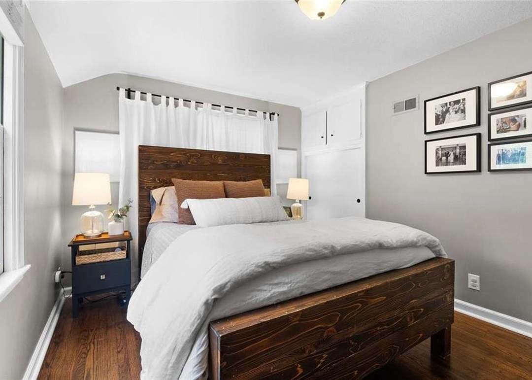 4809 W 70th Street — photo 17