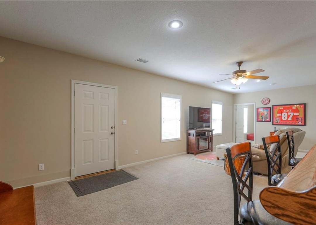 4813 SW Soldier Drive — photo 5