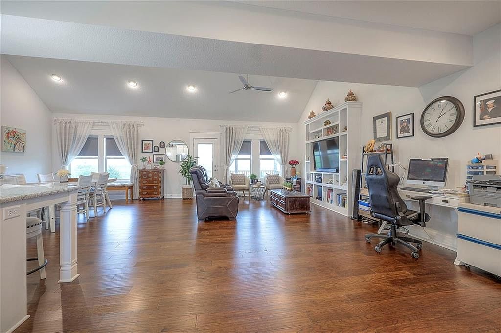 4905 Shady Bend Road — photo 14