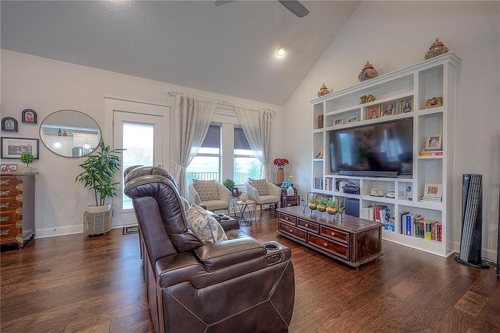 4905 Shady Bend Road — photo 15