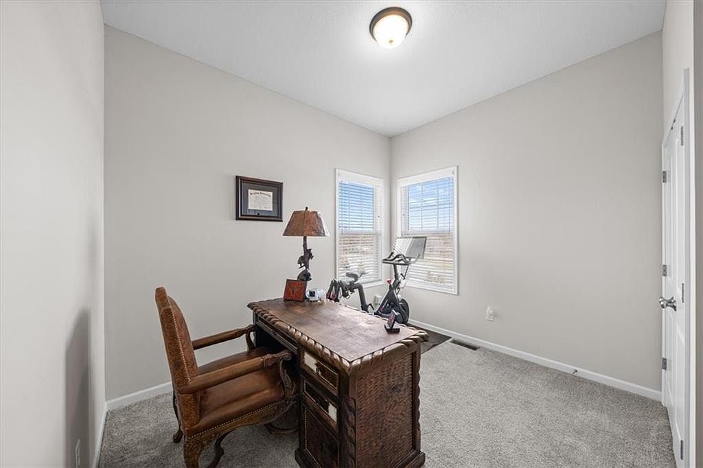 4909 N 145th Street — photo 18