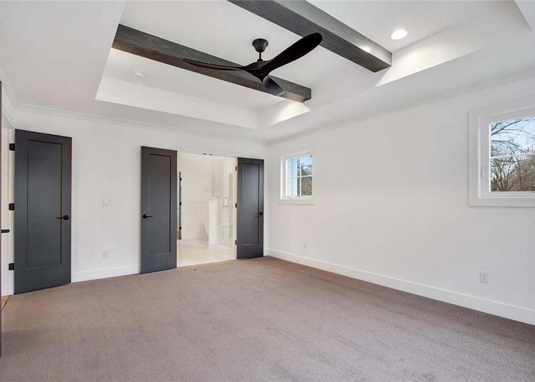 4914 W 72nd Terrace — photo 17