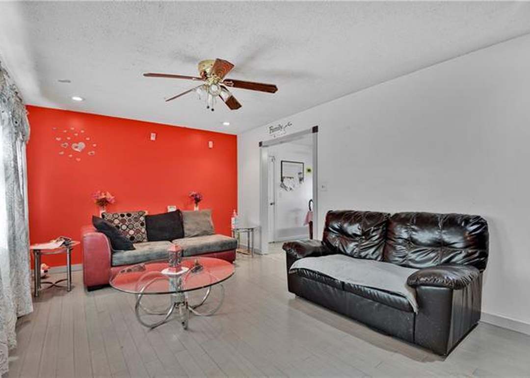 4928 Yecker Avenue — photo 9