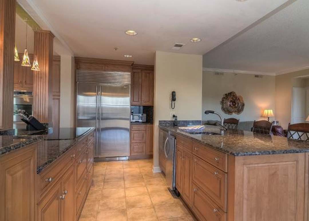 4949 WORNALL Road — photo 11