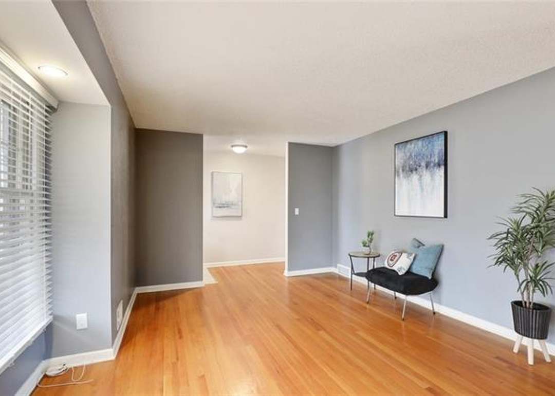 500 E 106th Terrace — photo 8