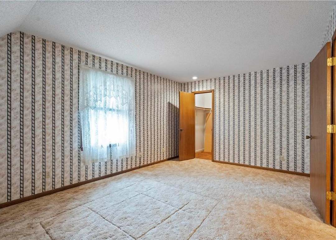 500 N Clayview Drive — photo 5