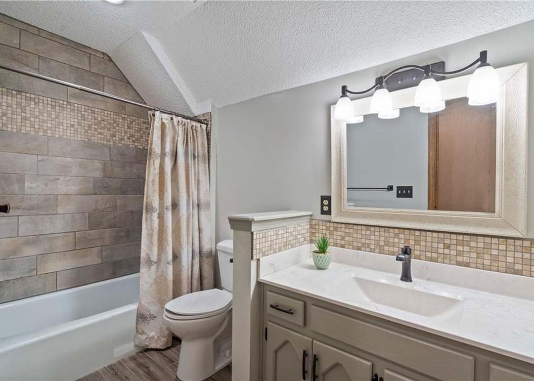 500 N Clayview Drive — photo 7