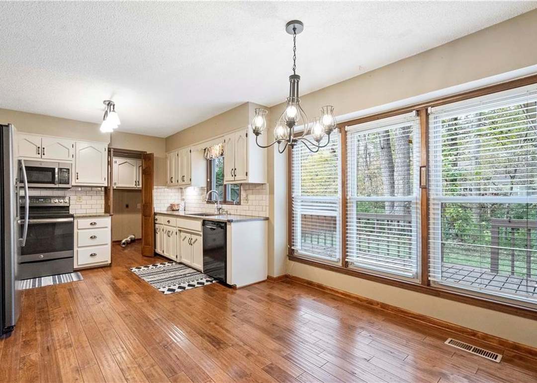 500 N Clayview Drive — photo 12