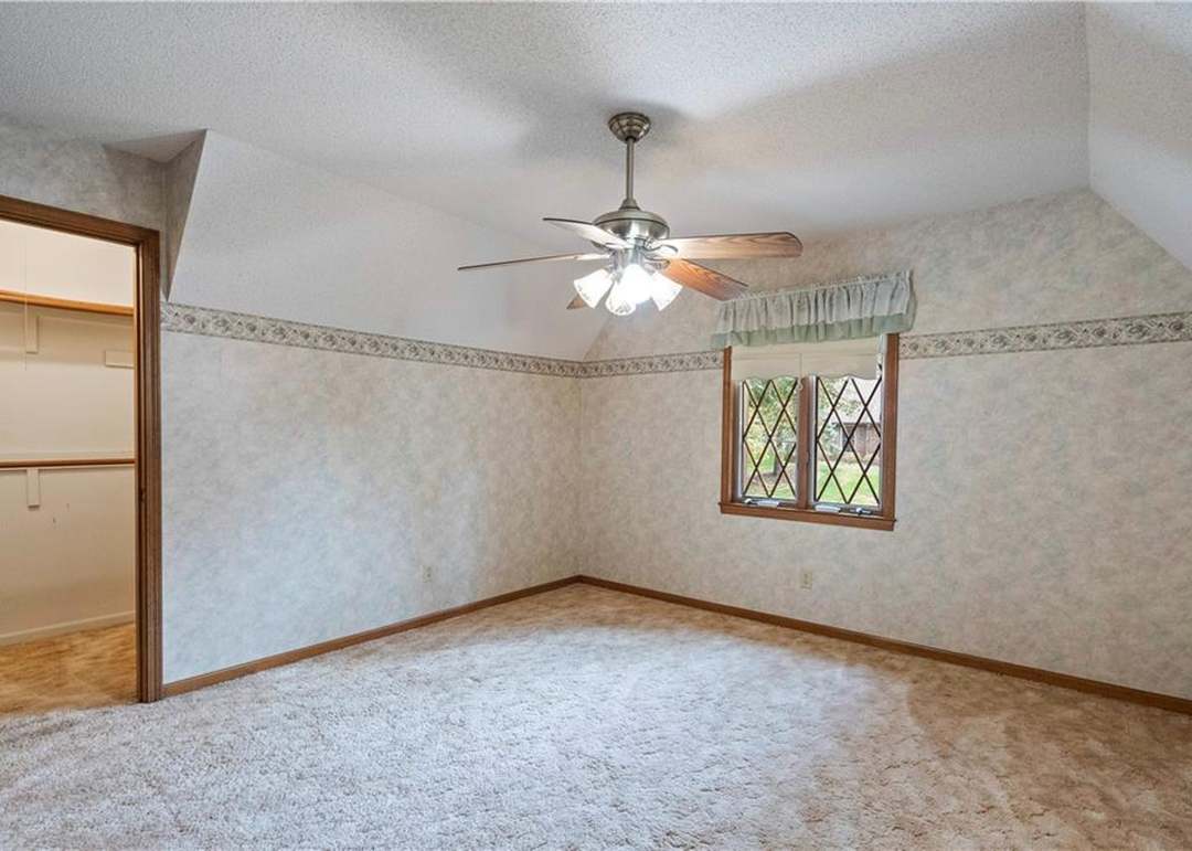 500 N Clayview Drive — photo 20