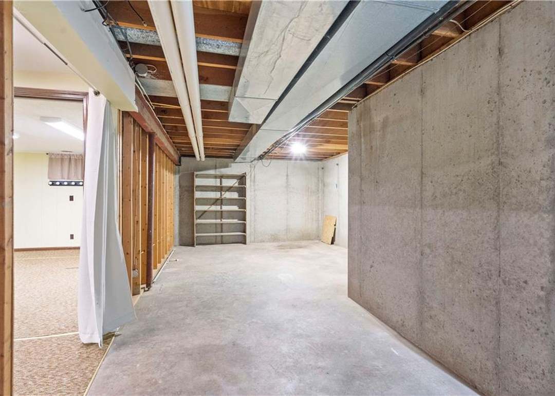 500 N Clayview Drive — photo 27