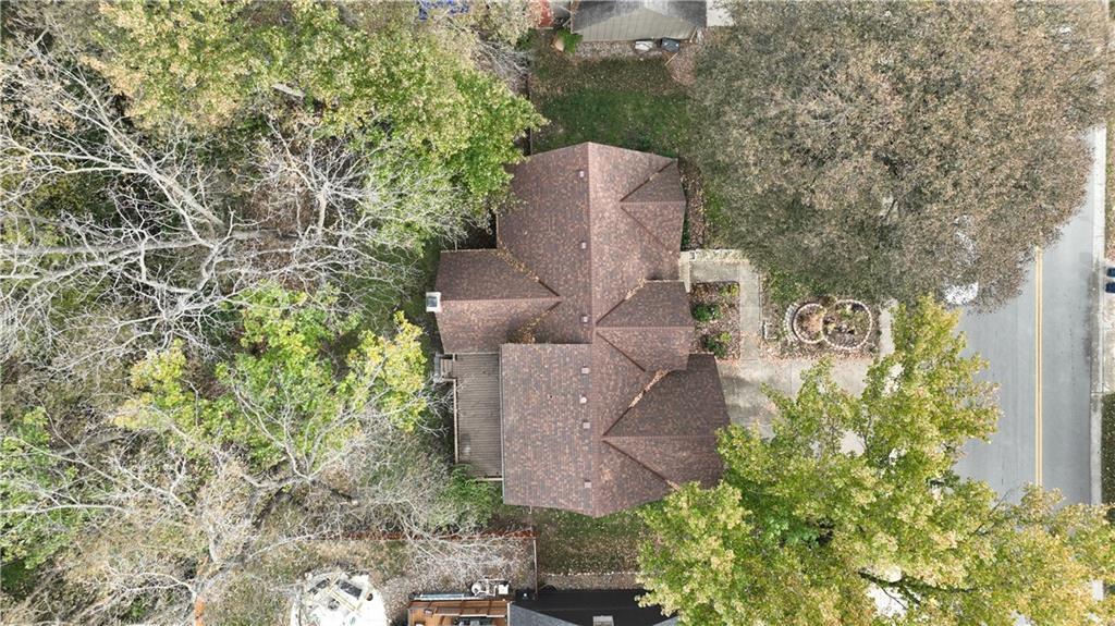 500 N Clayview Drive — photo 32
