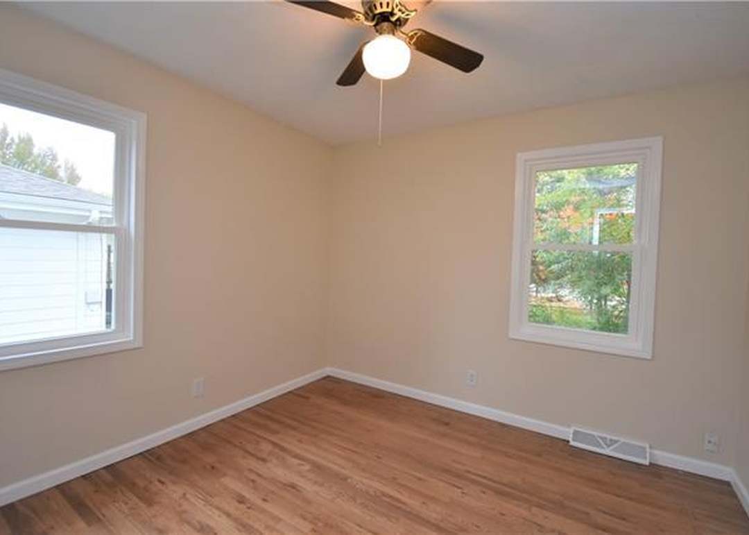 5001 N Manchester Avenue — photo 5