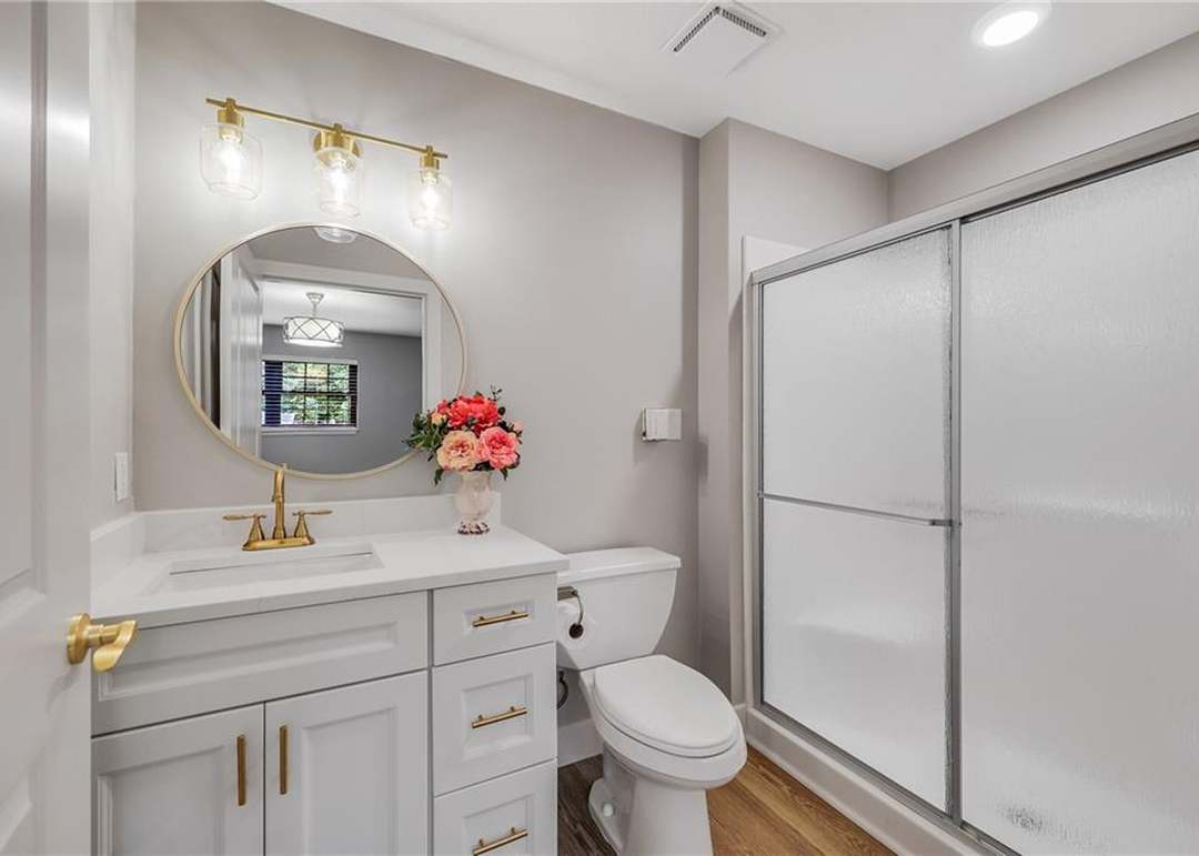 502 Spring Drive — photo 7