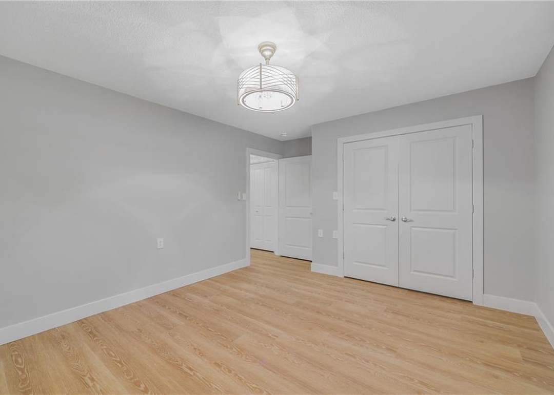 502 Spring Drive — photo 16