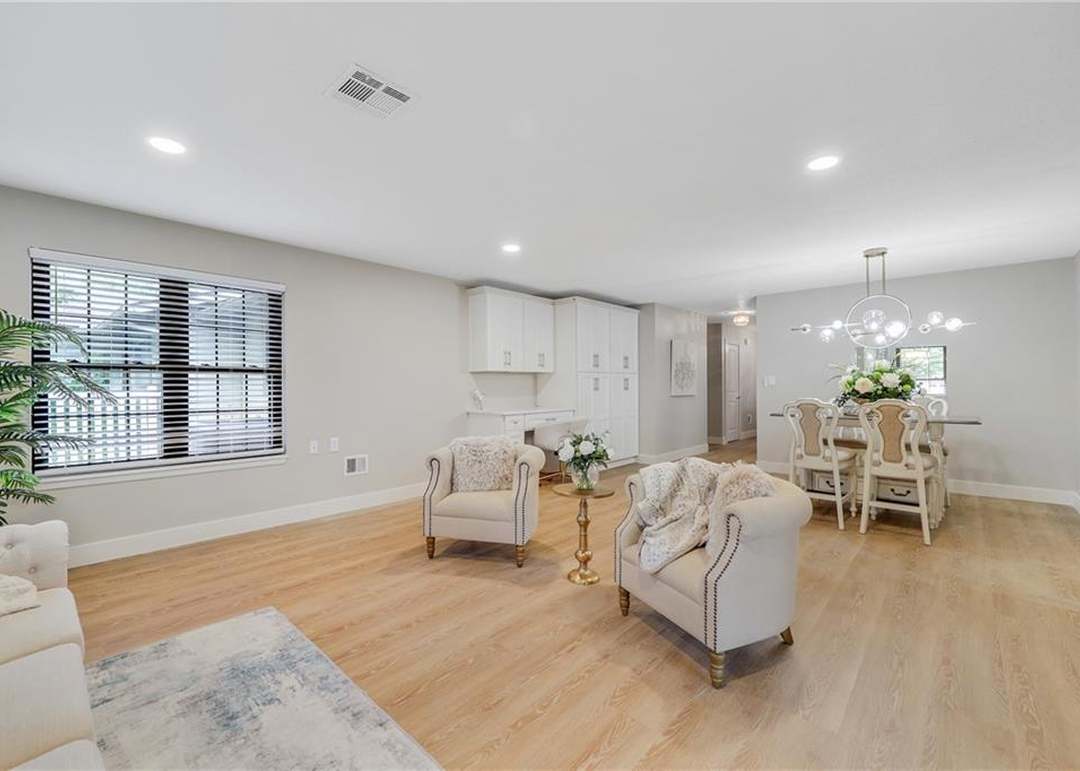 502 Spring Drive — photo 22