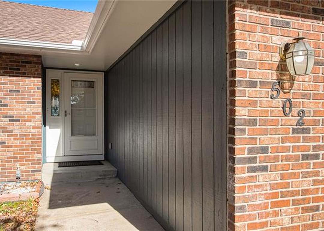 502 W Olive Street — photo 8