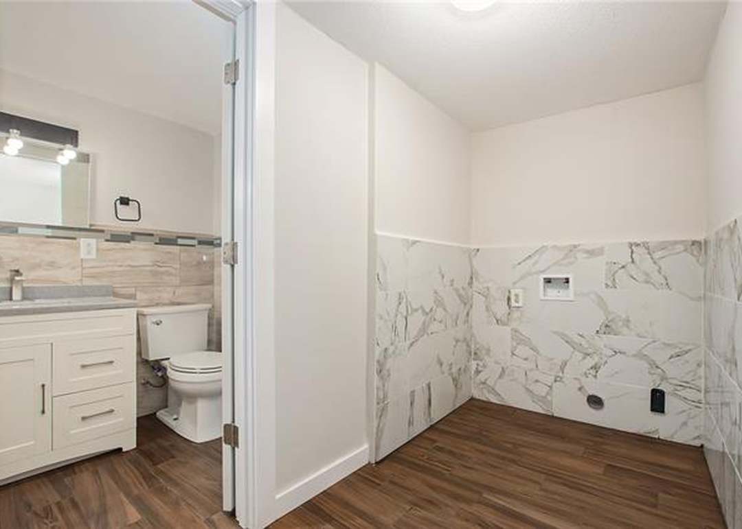 502 W Olive Street — photo 29