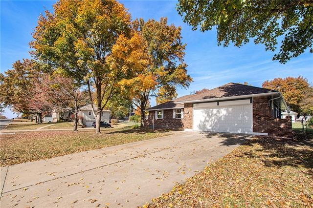 502 W Olive Street — photo 38