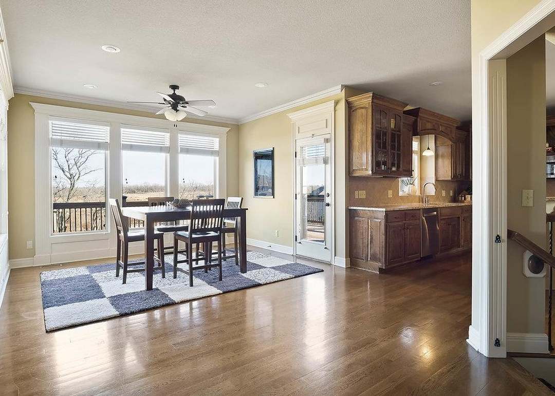 503 NE Viewpark Drive — photo 6