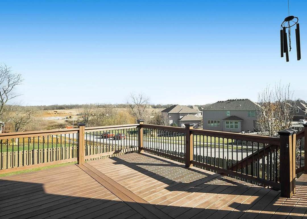 503 NE Viewpark Drive — photo 22