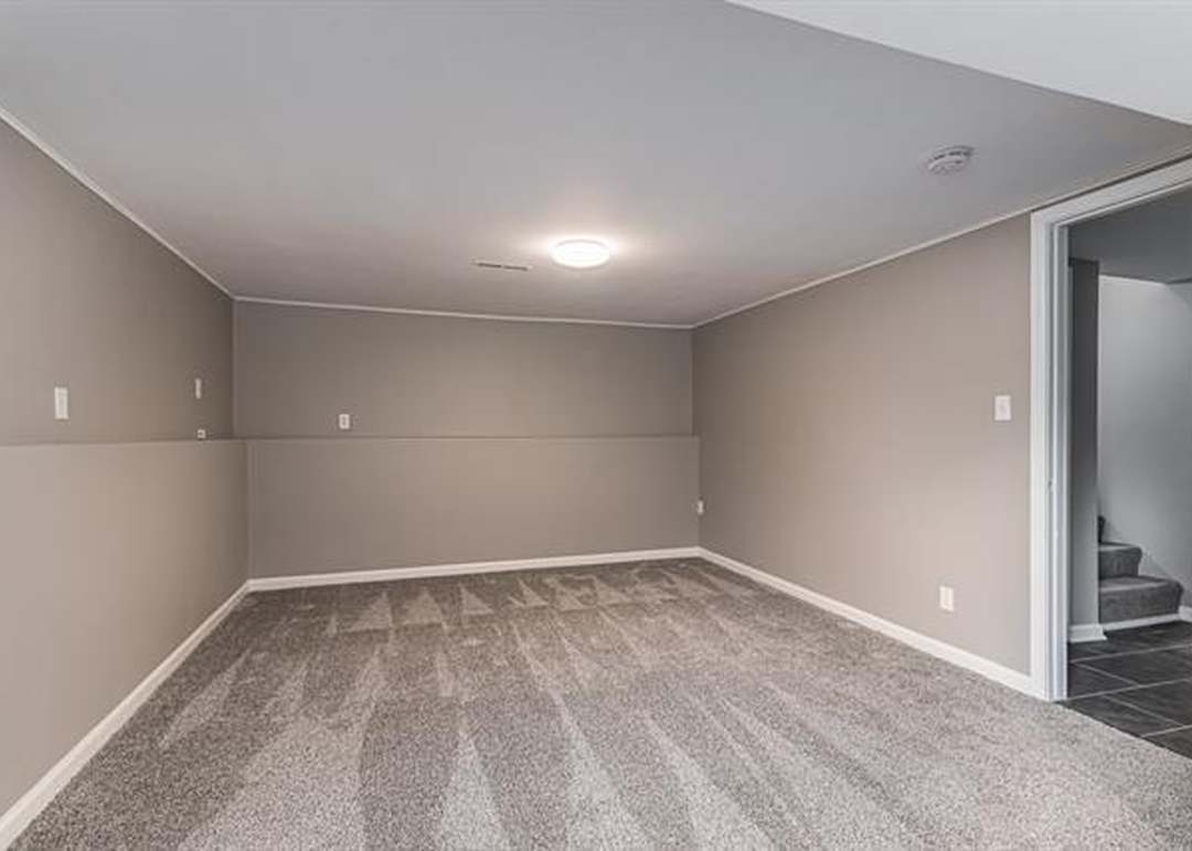 505 S Jackson Street — photo 3
