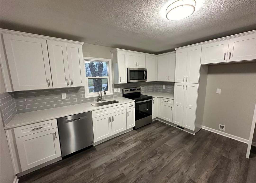 509 SW 18th Street — photo 2