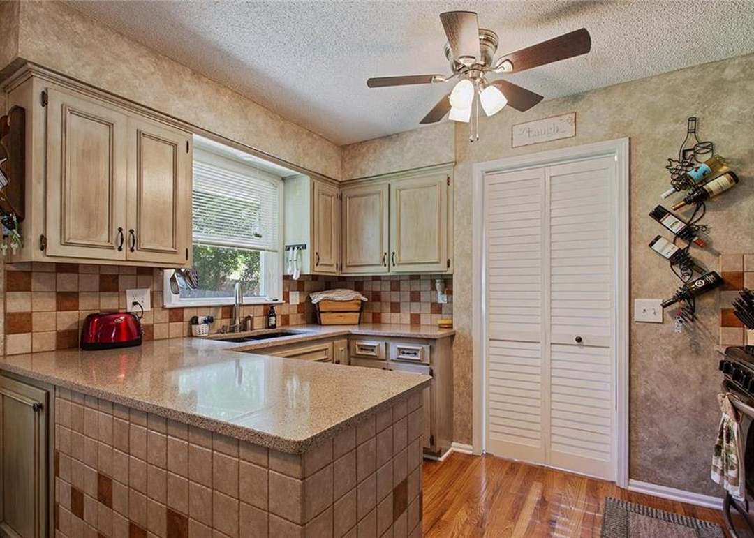 5106 Ballentine Street — photo 13