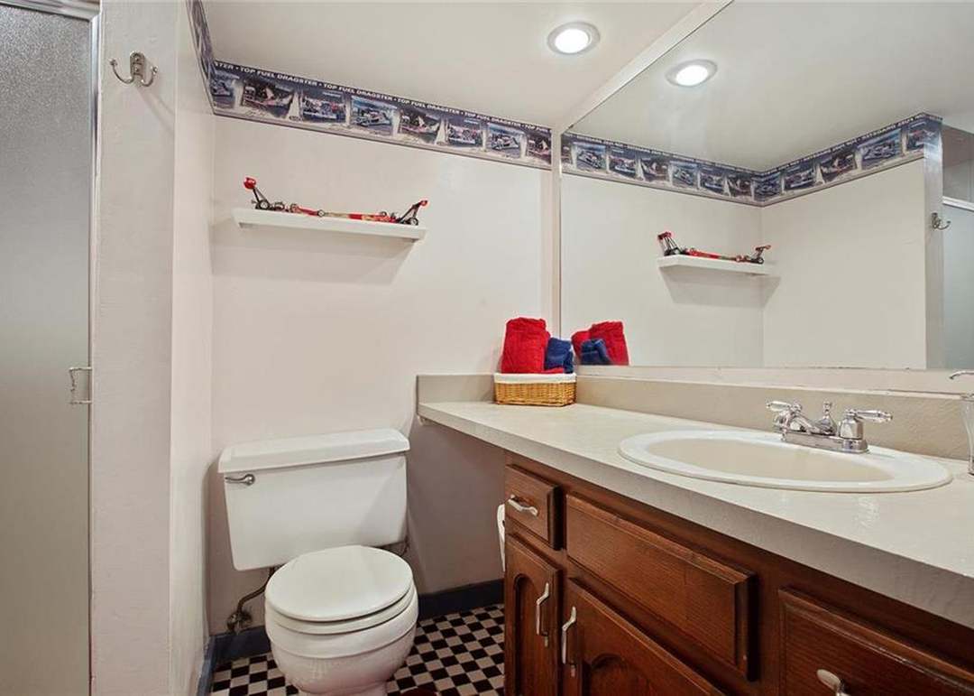 5106 Ballentine Street — photo 17