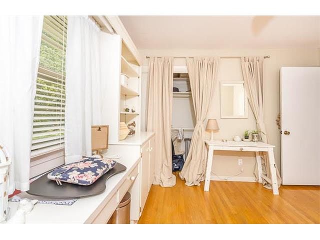 512 E 106th Terrace — photo 10