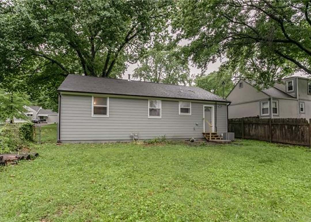 5121 Reeds Road — photo 18
