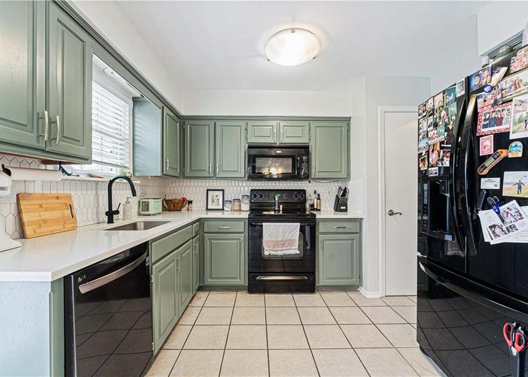 5122 GARNER Lane — photo 17