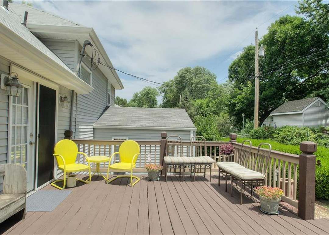 517 E 126th Terrace — photo 38