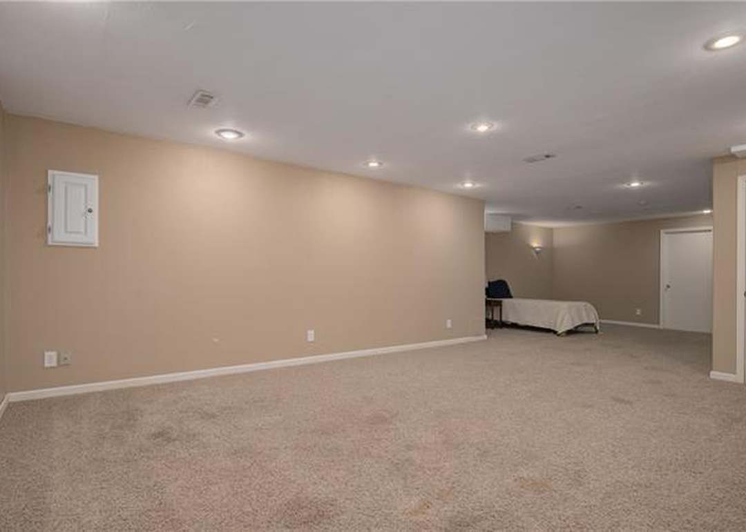 520 N Mulberry Street — photo 3