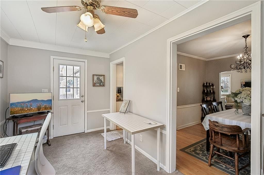 5211 Cedar Street — photo 8