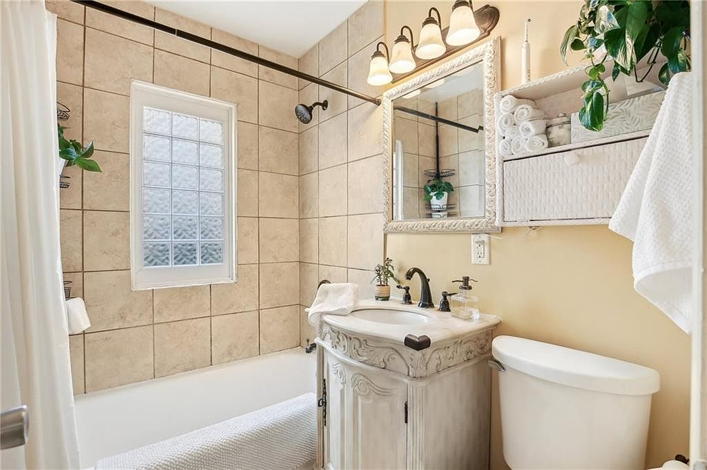5211 Cedar Street — photo 12